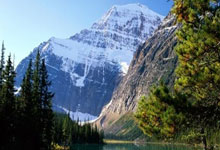 云达不莱梅vs门兴格拉德巴赫：安德烈-席尔瓦、施密德首发，板仓滉、普莱亚出战.